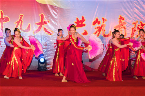 1.开场舞《盛世鸿姿》.jpg